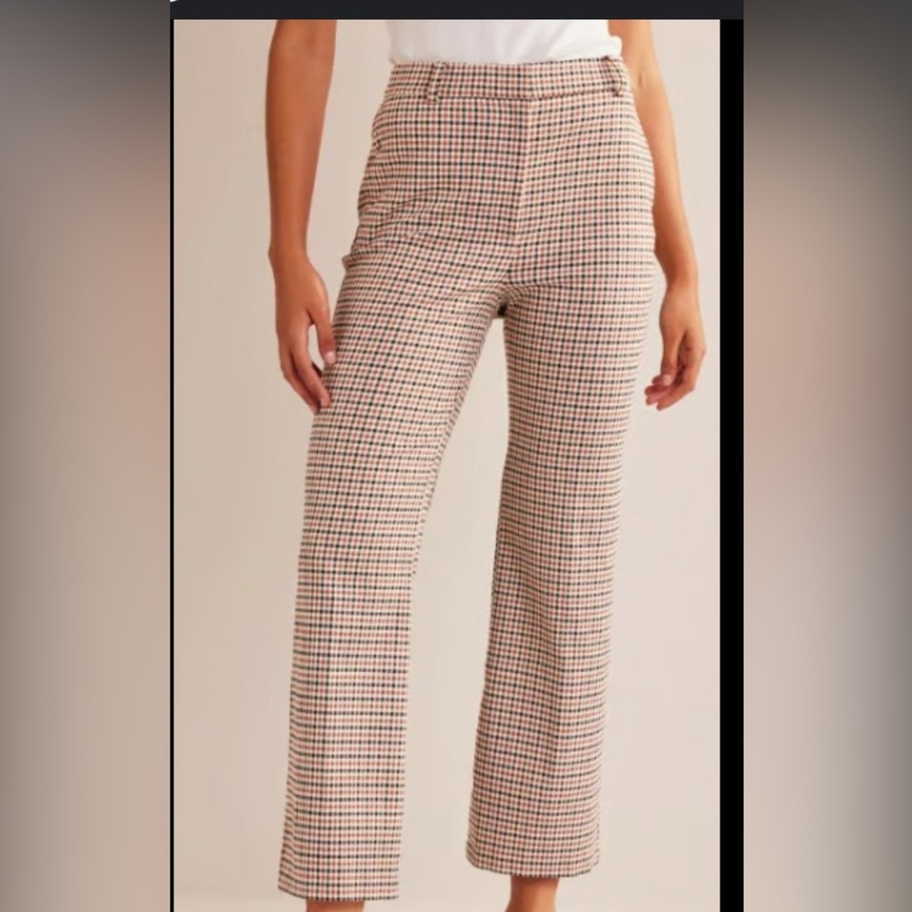 Boden Women's Beige Checkered Trousers‎